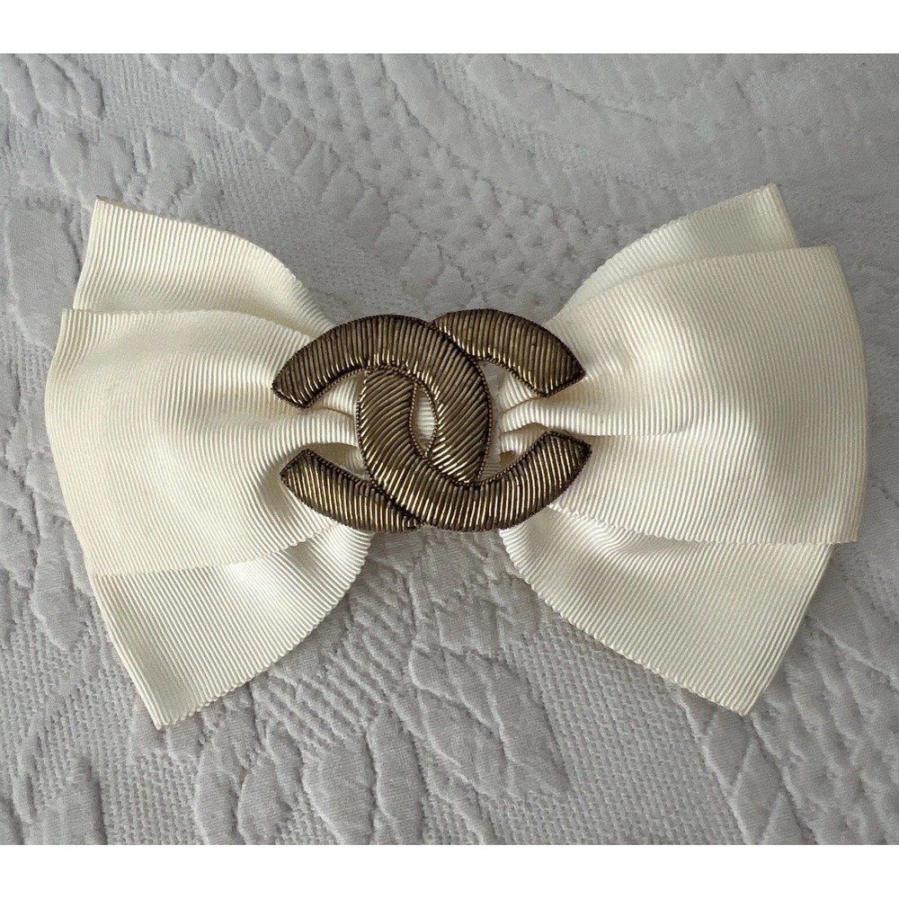 Vintage 1990's Chanel Bow Ribbon Cream Barrette Hair Clip Made in France